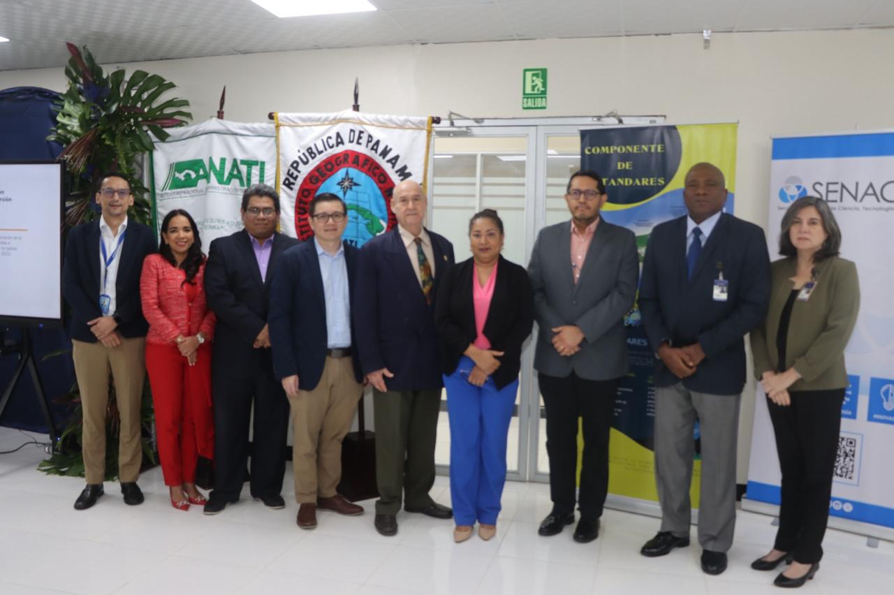 Representatives of the CopernicusLAC Panama Centre participate in the 10th Technical Update Conference organised by Panama’s National Geographic Institute “Tommy Guardia”